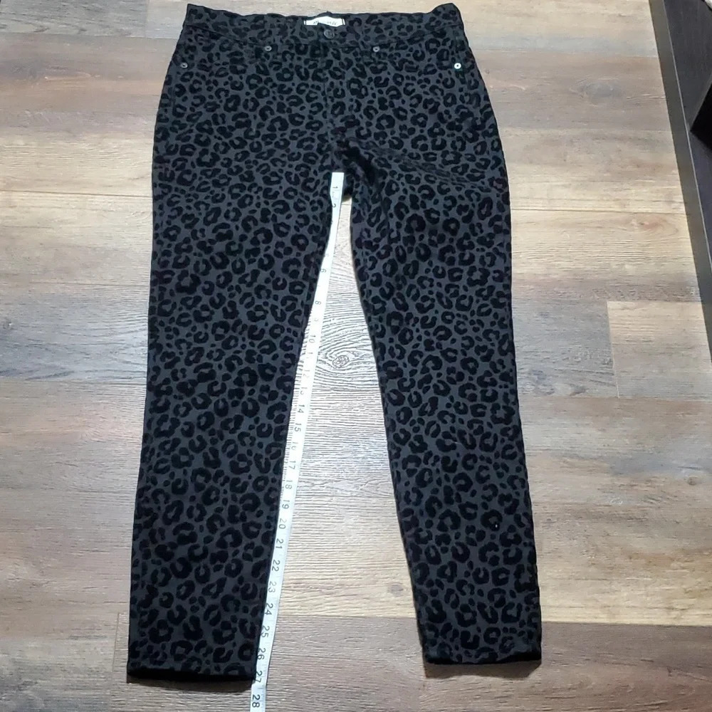 Madewell flocked cheetah animal print black mid rise skinny jeans